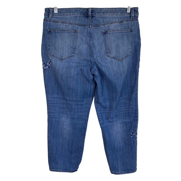 Talbots Sz 16 Flawless Girlfriend Cropped Jeans Floral Embroidered Medium Wash - Picture 8 of 16